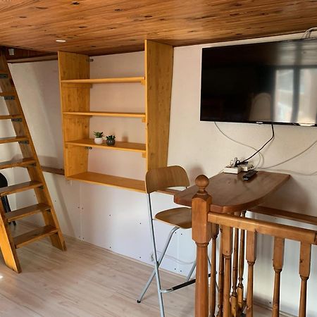 Maison Individuelle Chaleureuse Au Calme 圣莫里斯堡 外观 照片